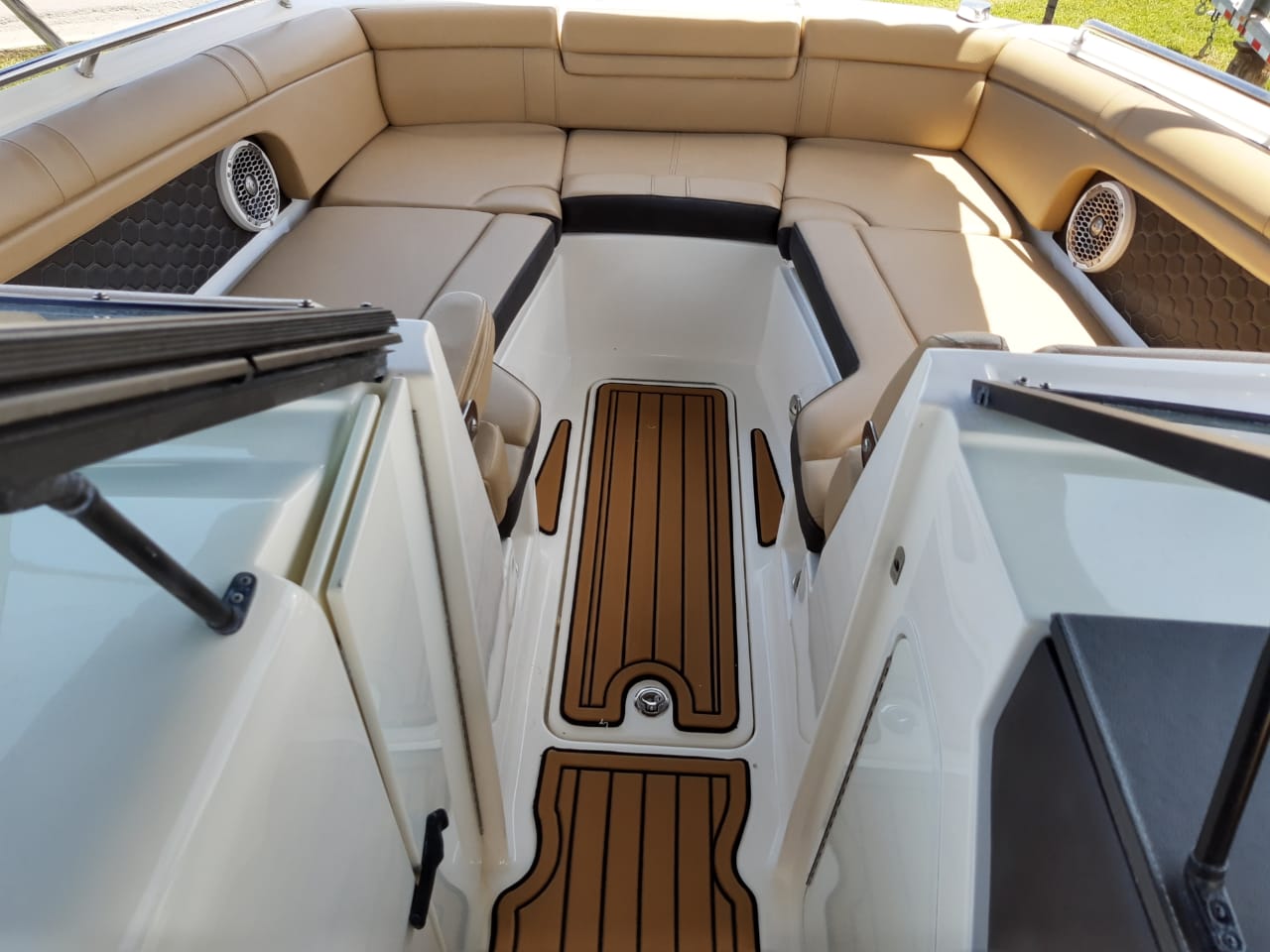 Sea Ray Modelo 2020 28ft - Image 6