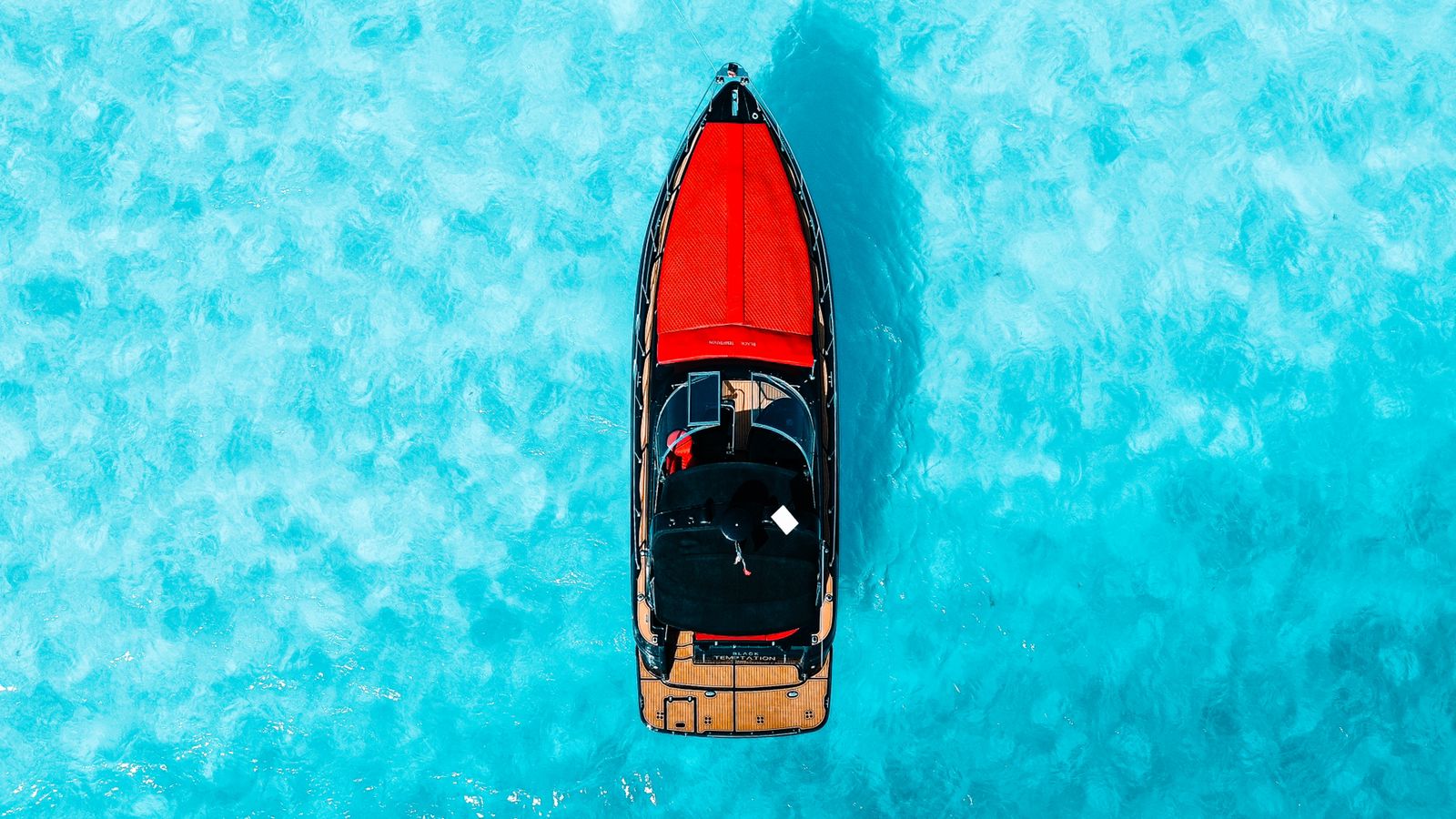 Cruiser Black Edition XLE 44ft - Image 7