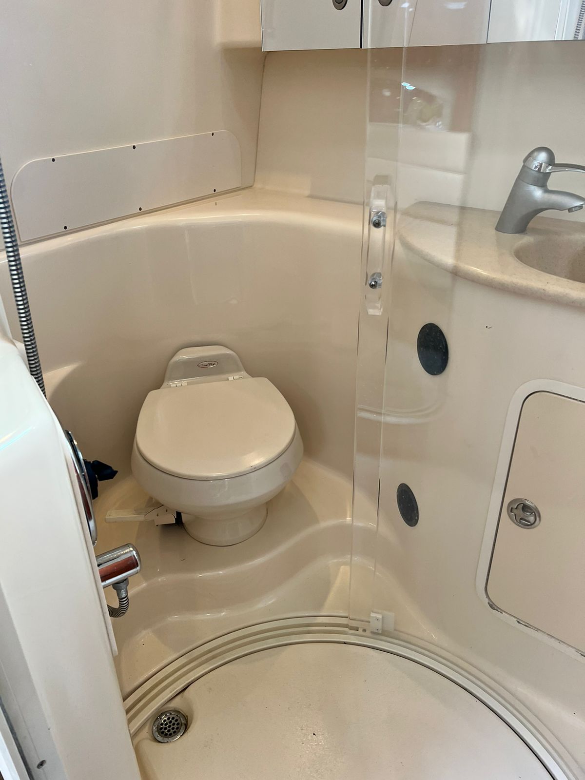 Sea Ray Legacy Class XLE 40ft - Image 8